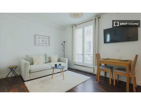 Appartement T2 à louer à Legendre-Lévis, Paris - Appartements