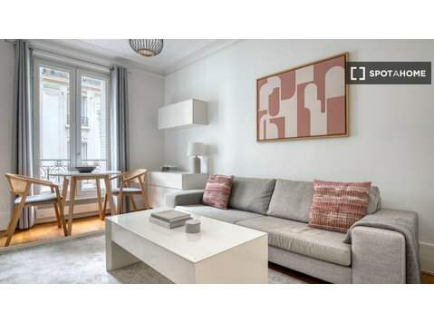 1-bedroom apartment for rent in Léon Blum-Folie-Regnault - Apartments
