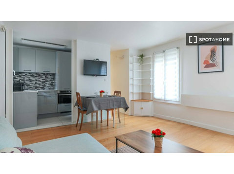 Apartamento de 1 quarto para alugar em Montmartre, Paris - Apartamentos