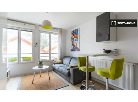 Paris'te kiralık 1 odalı daire - Apartman Daireleri