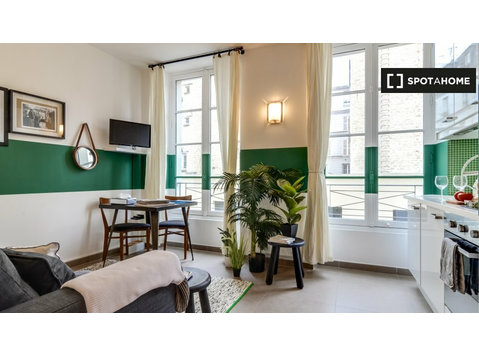 Paris'in 10. bölgesinde kiralık 1 yatak odalı daire - Apartman Daireleri