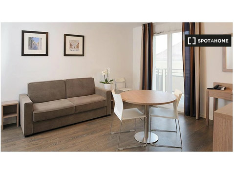 Apartamento de 1 quarto para alugar em Roissy-en-France - Apartamentos