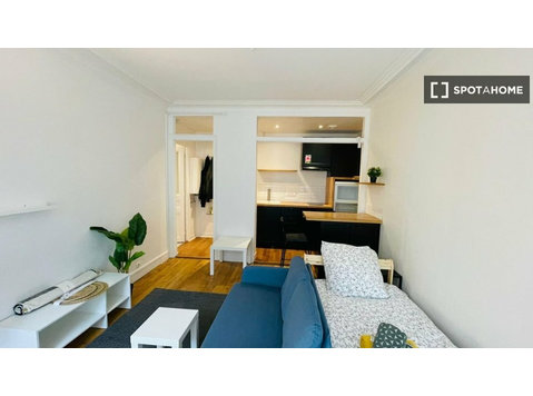 1-bedroom apartment in Paris - Apartmani