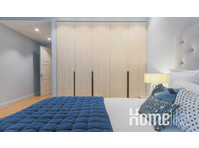 165 SQM IN GOLDEN TRIANGLE; WITH CONCIERGE AND IN-HOUSE… - Apartman Daireleri