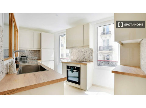 2-bedroom apartment for rent in 16Th Arrondissement, Paris - Apartments