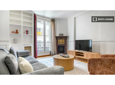 Paris 17. Bölge'de kiralık 2 yatak odalı daire - Apartman Daireleri