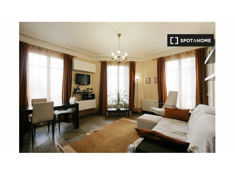 Apartamento de 2 quartos para alugar no 18º arrondissement,… - Apartamentos