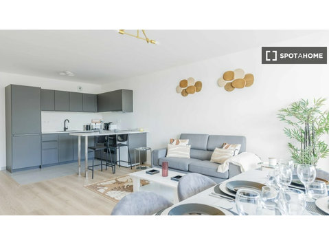 2-bedroom apartment for rent in Arc Sportif-Stade, Paris - Apartments