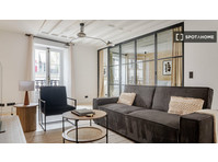 2-bedroom apartment for rent in Arsenal, Paris