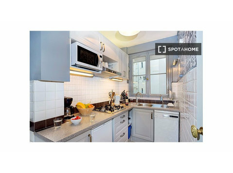 2-bedroom apartment for rent in Gros Caillou, Paris - Apartamente