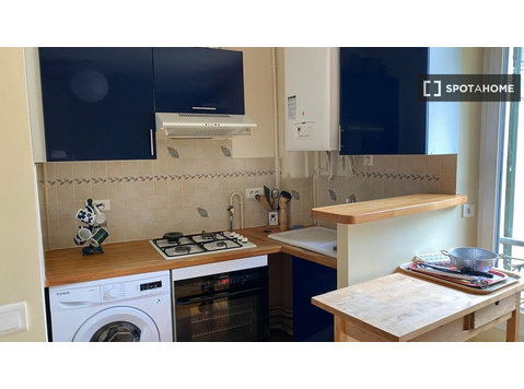 Apartamento de 2 habitaciones en alquiler en… - Pisos