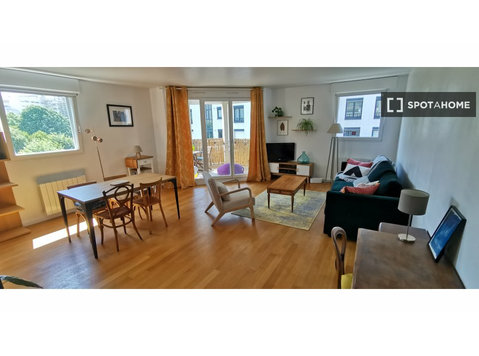 Apartamento de 2 dormitorios en alquiler en… - Pisos
