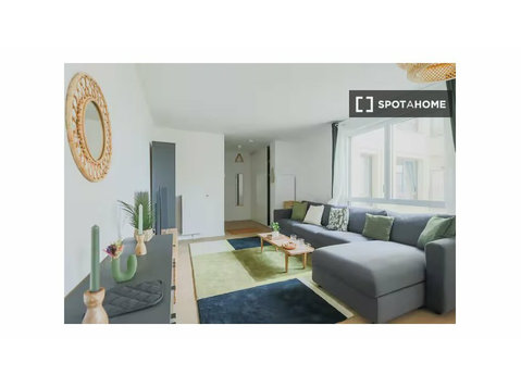 2-bedroom apartment for rent in Maladerie-Émile Dubois - 	
Lägenheter