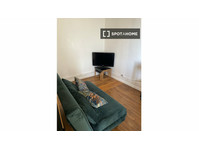 2-bedroom apartment for rent in Montrouge, Paris