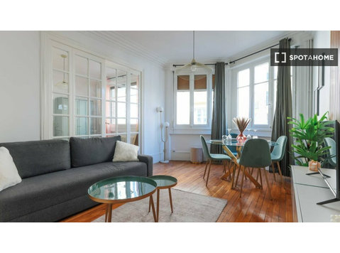 2-pokojowe mieszkanie do wynajęcia w Nap w Paryżu - Mieszkanie
