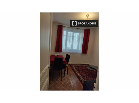 Appartement de 2 chambres à louer à Neuilly-sur-Seine, Paris - Appartements