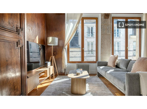 Odéon, Paris'te kiralık 2 yatak odalı daire - Apartman Daireleri