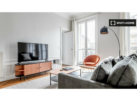 2-pokojowe mieszkanie do wynajęcia w Ternes w Paryżu - Mieszkanie