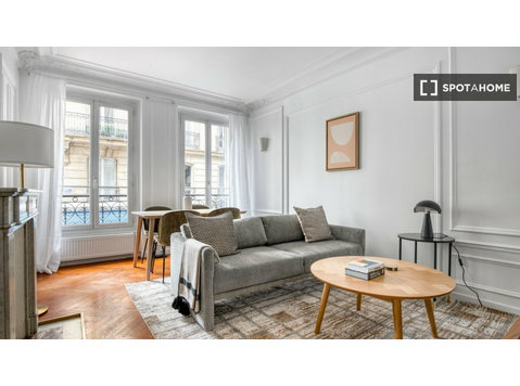 2-bedroom apartment for rent in Ternes, Paris - Apartments