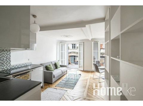 A Beautiful Loft with a large Terraza near Faubourg… - Apartman Daireleri