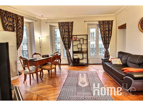 Apartment located in the 9th arrondissement - Apartments