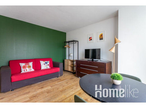 Apartamento con terraza - Rue St-Charles - Pisos