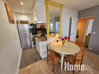 Beautiful flat with balcony and view, 12th arrondissement,… - Apartmány