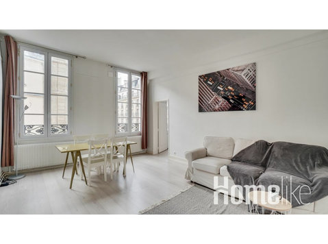 Bright Een slaapkamer in Parijs Les Halles / Canopé -… - Appartementen