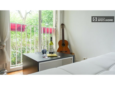 Paris'te Seine yakınında kiralık şirin bir stüdyo daire - Apartman Daireleri