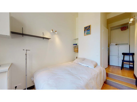 Liege - Private Room (7) - Lejligheder