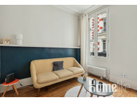 Modern apartment with sleek design in Paris - 公寓