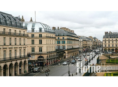 Metro : Tuileries (Line 1)-TOP FLOOR -LUXURY LIVING ON RUE… - குடியிருப்புகள்  