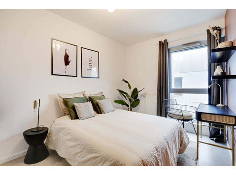 Rent this pleasant 10 m² in coliving bedroom in Paris - Apartments