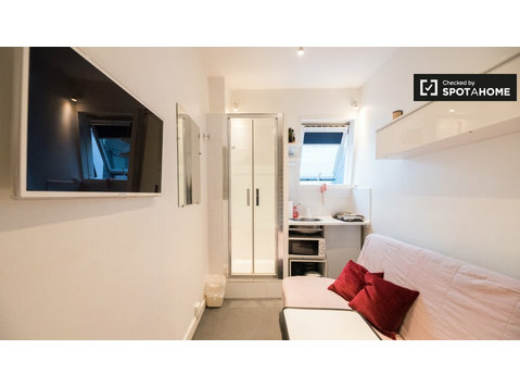 Small studio apartment for rent in 16th arrondissement - Apartments