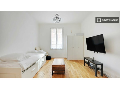 11Th Arrondissement, Paris'te kiralık stüdyo daire - Apartman Daireleri