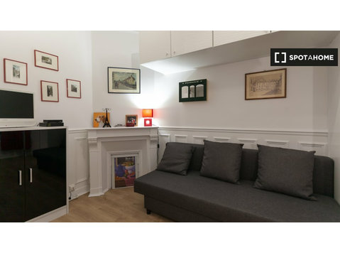 11. bölge, Paris'te kiralık stüdyo daire - Apartman Daireleri