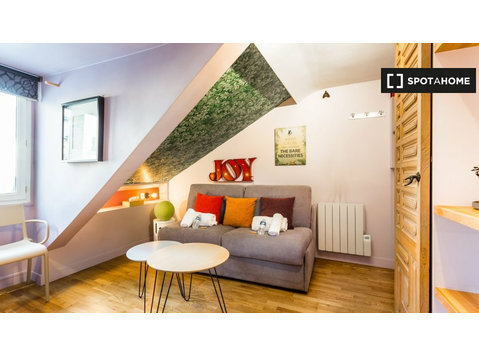 Apartamento estúdio para alugar em 6Ème Arrondissement,… - Apartamentos