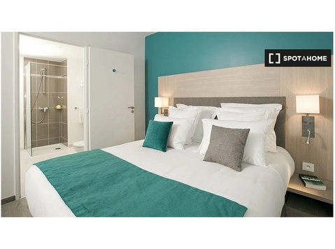 Studio à louer à Asnières-Sur-Seine - Appartements