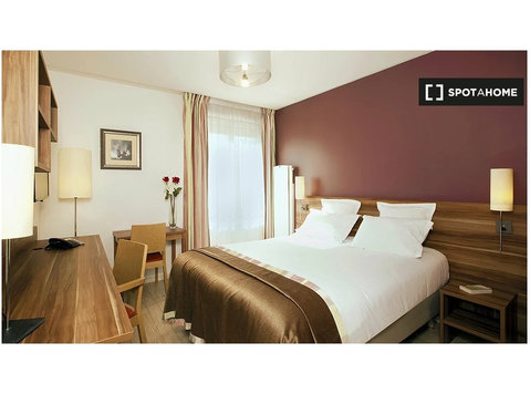 Studio à louer à Bures-Sur-Yvette - Appartements