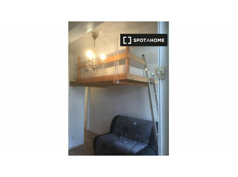 Studio-Apartment zu vermieten in Casco Antiguo, Paris - Wohnungen