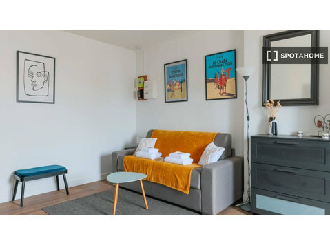 Apartamento estúdio para alugar em Flandres, Paris - Apartamentos