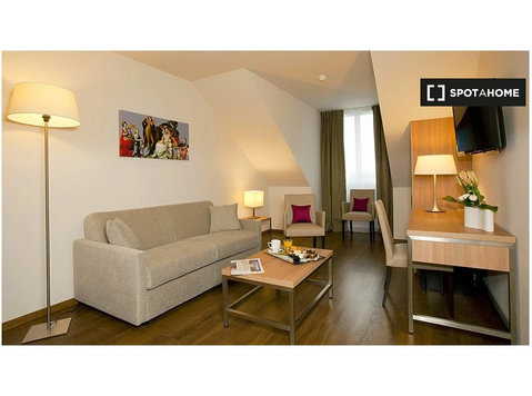 Studio apartment for rent in Roissy-en-France - Apartemen