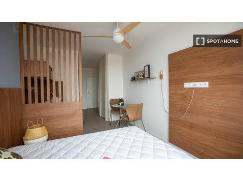 Studio apartment for rent in Villejuif - Apartments