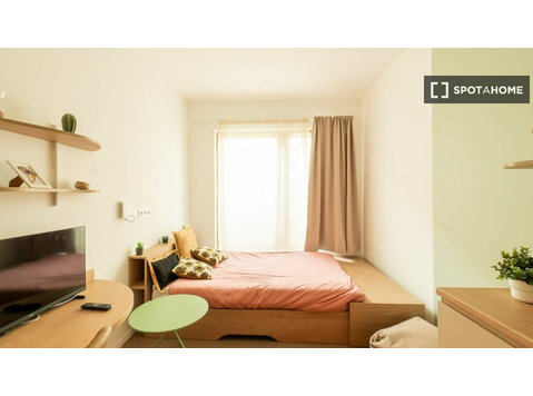 Studio apartment for rent in Villejuif - Asunnot