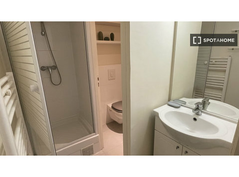 Studio for rent in Aligre-Gare de Lyon, Paris. - Apartamente