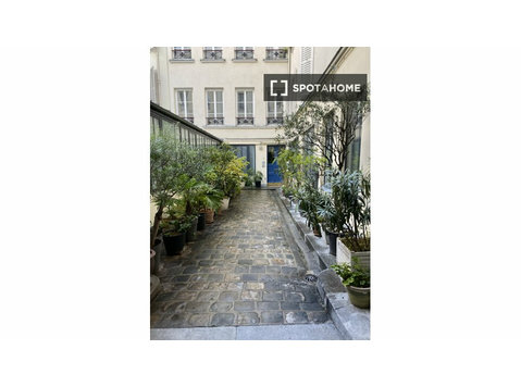 Studio zu vermieten im Faubourg Montmartre, Paris. - Wohnungen