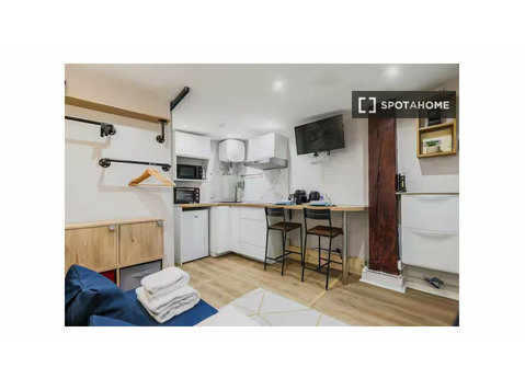 Studio à louer Faubourg du Temple-Hôpital Saint-Louis - Appartements