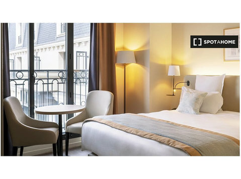 Studio à louer au Jardin Parisien, Paris - Appartements
