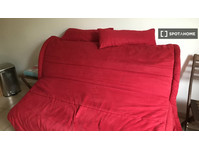 Studio for rent in Les Rabats, Antony