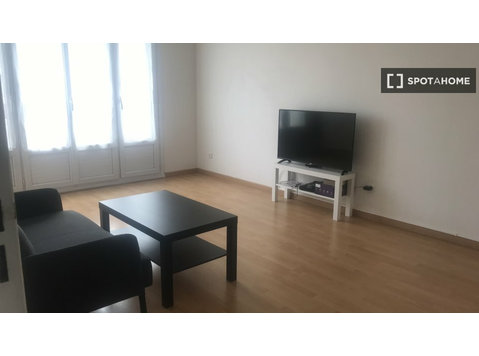 Créteil'de kiralık iki yatak odalı daire - Apartman Daireleri